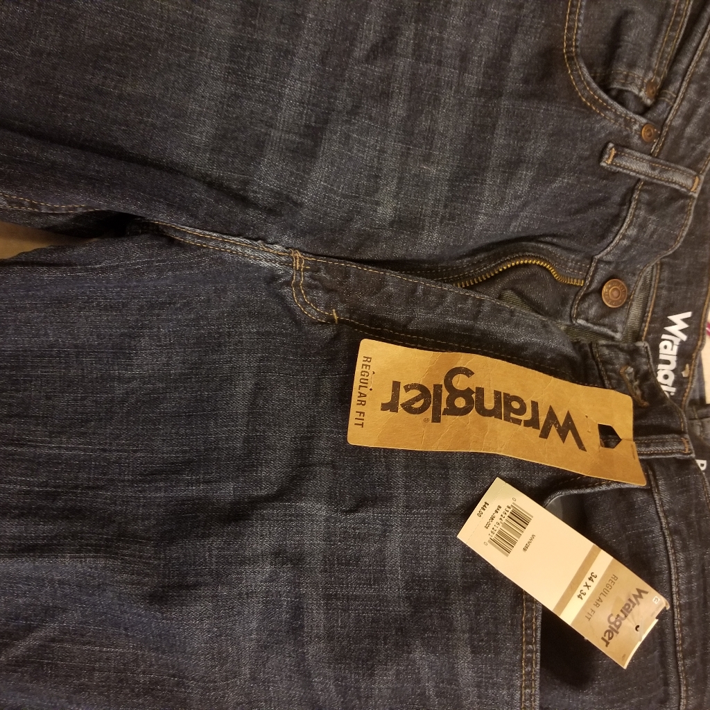 Nwt Wrangler Regular Fit 3434